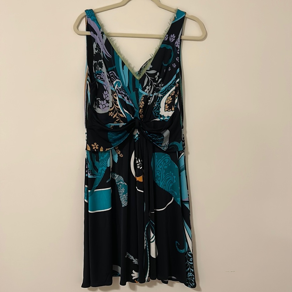 ELIE TAHARI viscose floral dress. Size 8